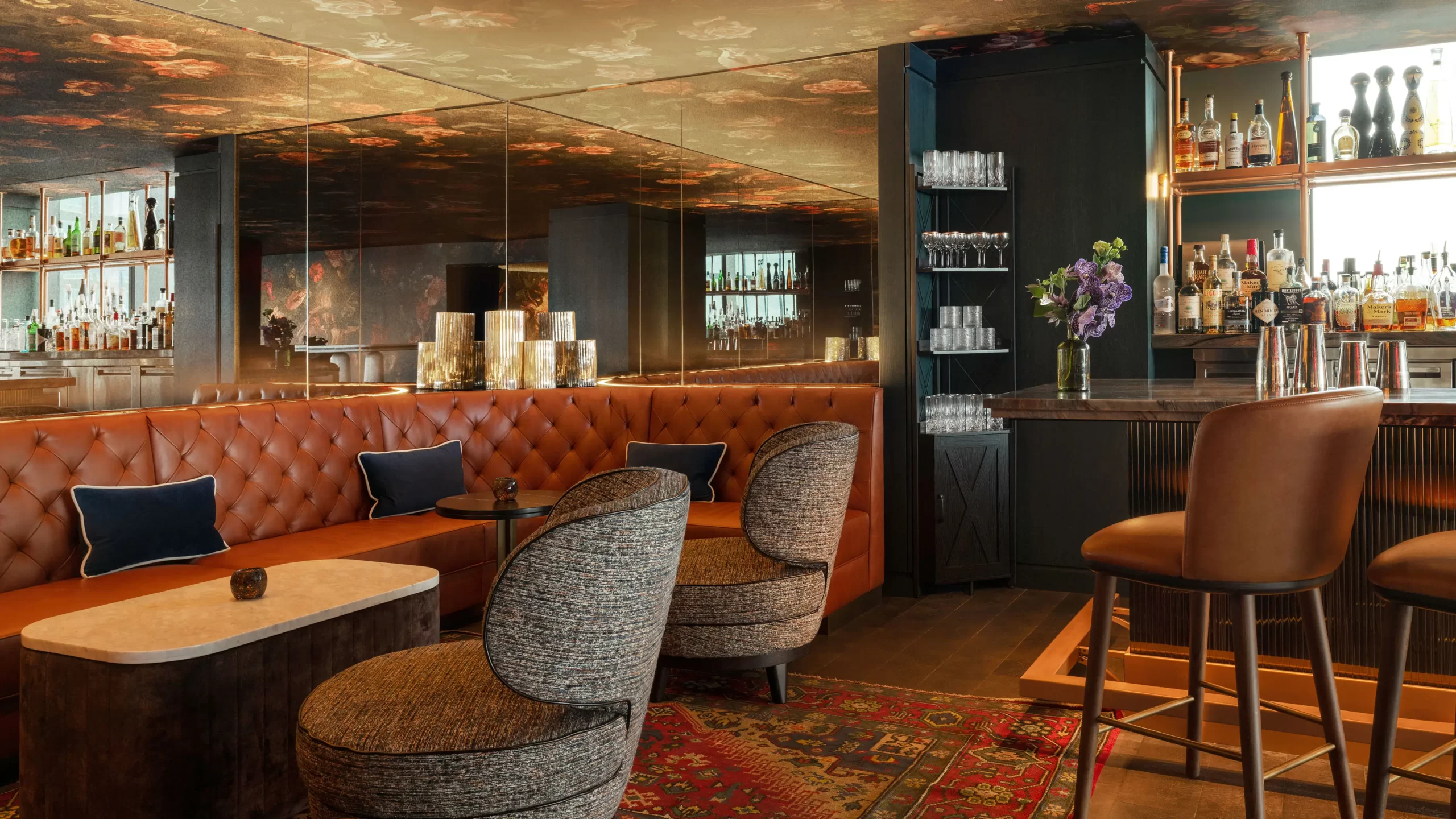 Blind Duck bar interior.